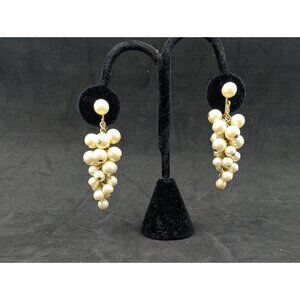 Vintage Marvella faux pearl grape Teardrop  Dangling bridal clip on 2.4"